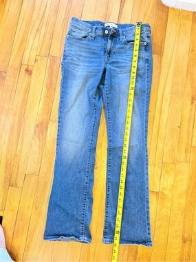 Lucky Brand Sweet Mid Rise Bootcut Jeans Size 4/27R Medium Wash Denim